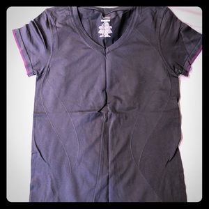 Ladies Zella Sports Top never worn